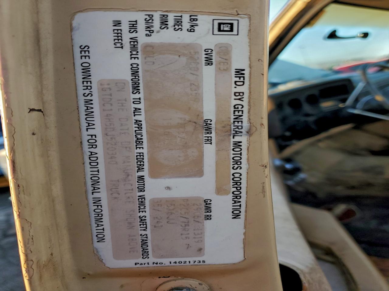 Lot #3305398301 1983 GMC C1500