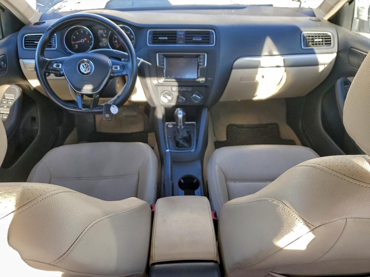 Lot #3309605606 2016 VOLKSWAGEN JETTA SE