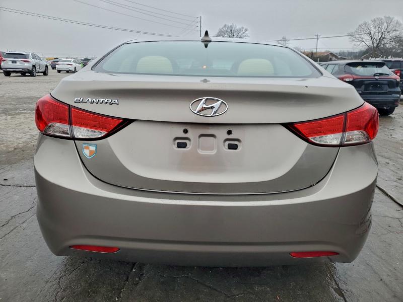 2013 HYUNDAI ELANTRA GL #3308408336