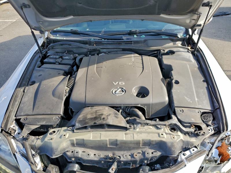 2011 LEXUS IS 250 #3310484090