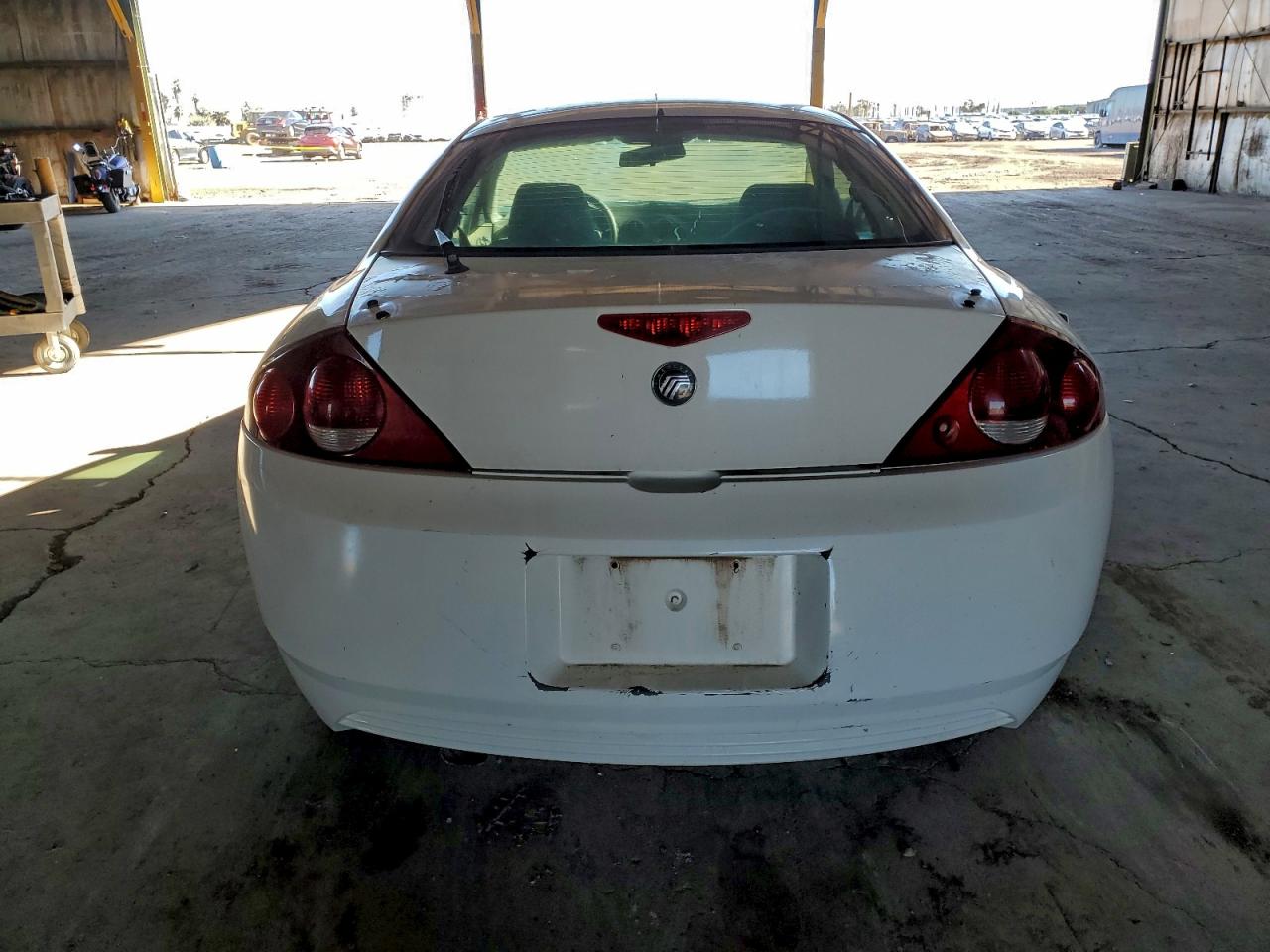 Lot #3315903111 2001 MERCURY COUGAR