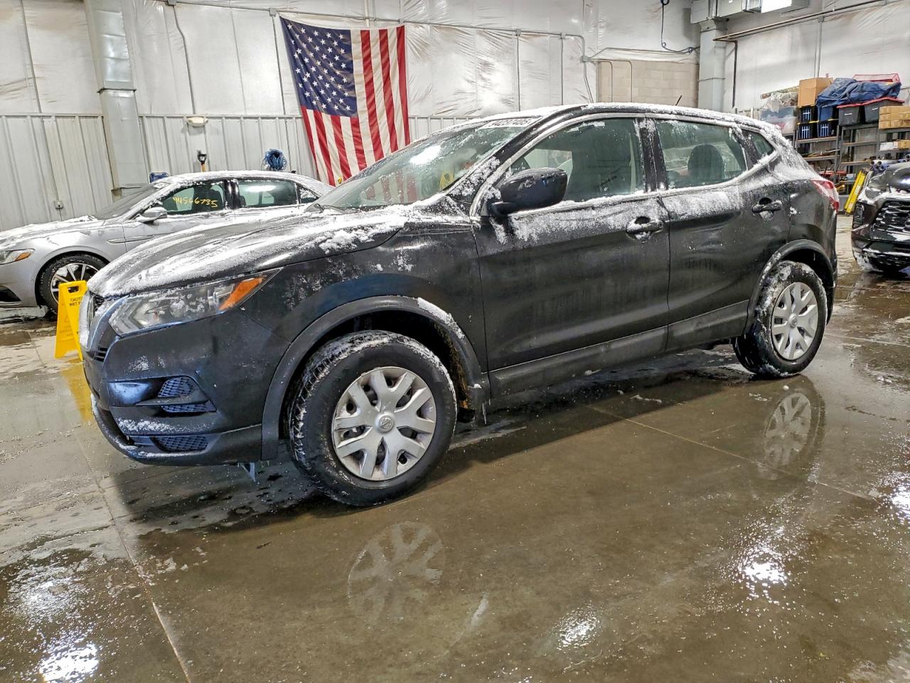 NISSAN ROGUE SPORT S