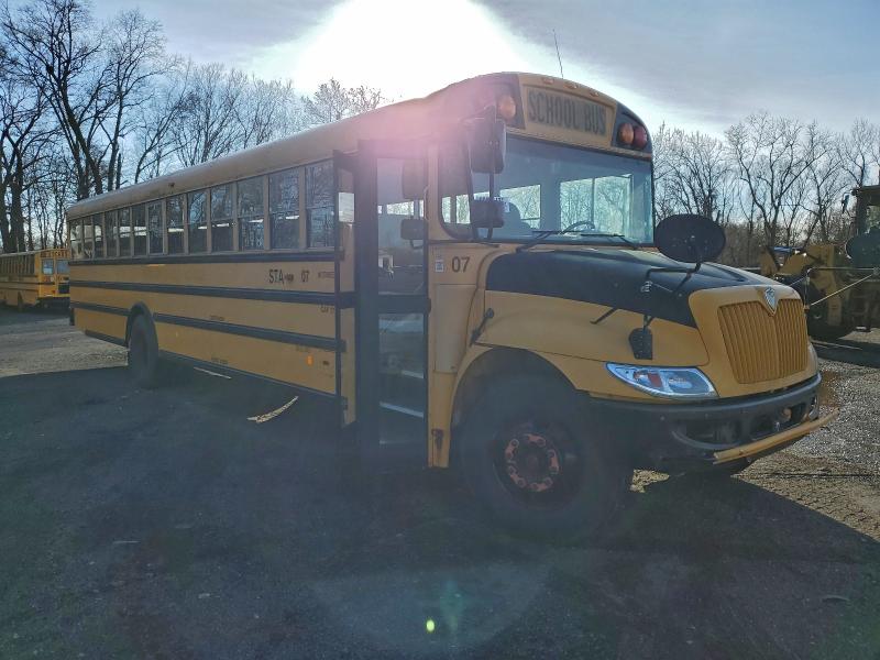 2013 IC CORPORATION 3000 CE #3302646145