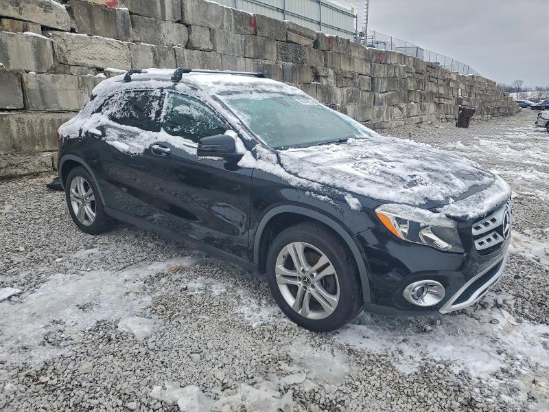2018 MERCEDES-BENZ GLA 250 4M #3305381333