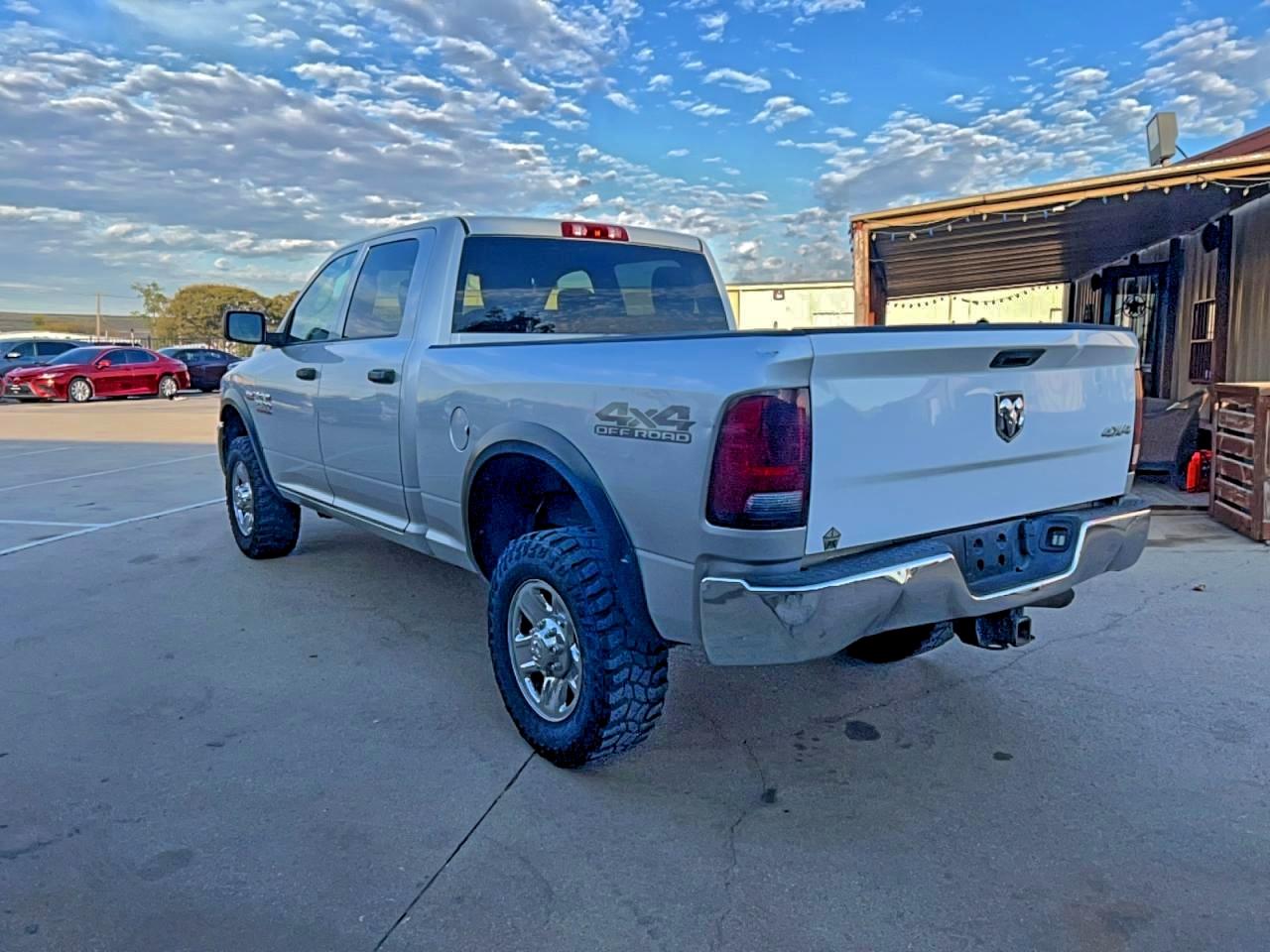 Lot #3304507461 2017 RAM 2500 ST