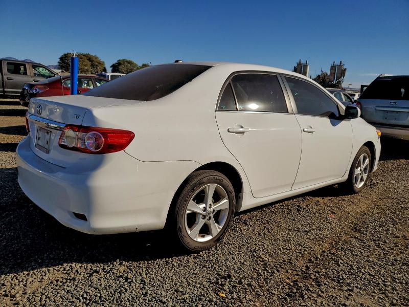 2013 TOYOTA COROLLA BA #3305650743