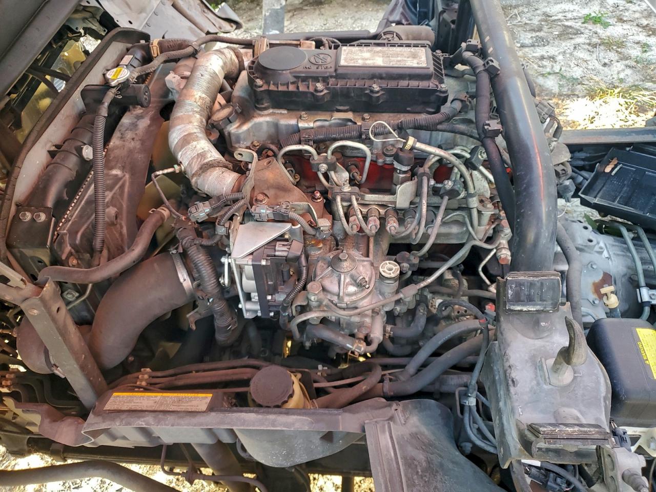 Lot #3304523442 2015 HINO 195