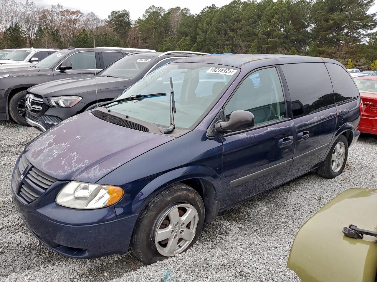 Lot #3302738014 2006 DODGE CARAVAN SX