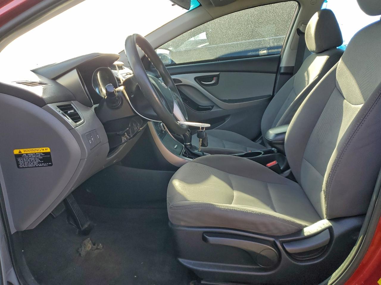 Lot #3316926074 2015 HYUNDAI ELANTRA SE