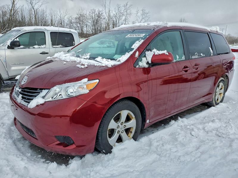 2011 TOYOTA SIENNA LE #3302653087