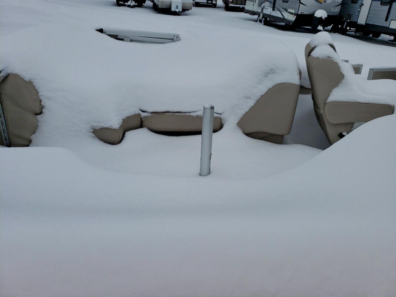 Lot #3316735431 2018 BENI PONTOON