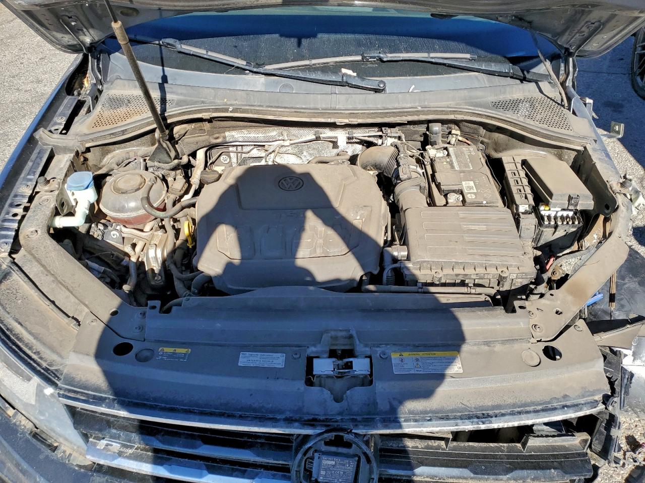 Lot #3305767356 2021 VOLKSWAGEN TIGUAN SE