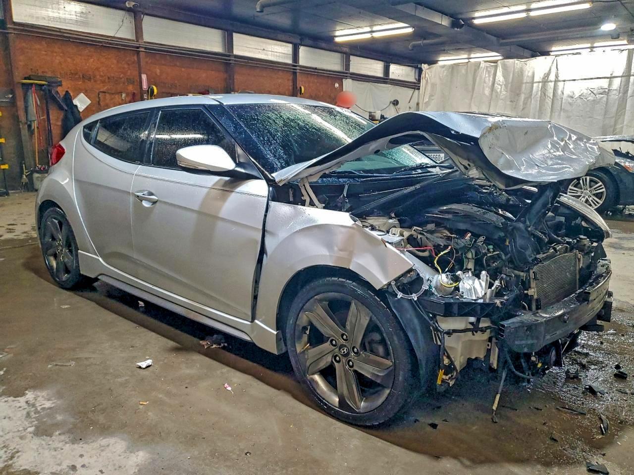 Lot #3311697260 2015 HYUNDAI VELOSTER T