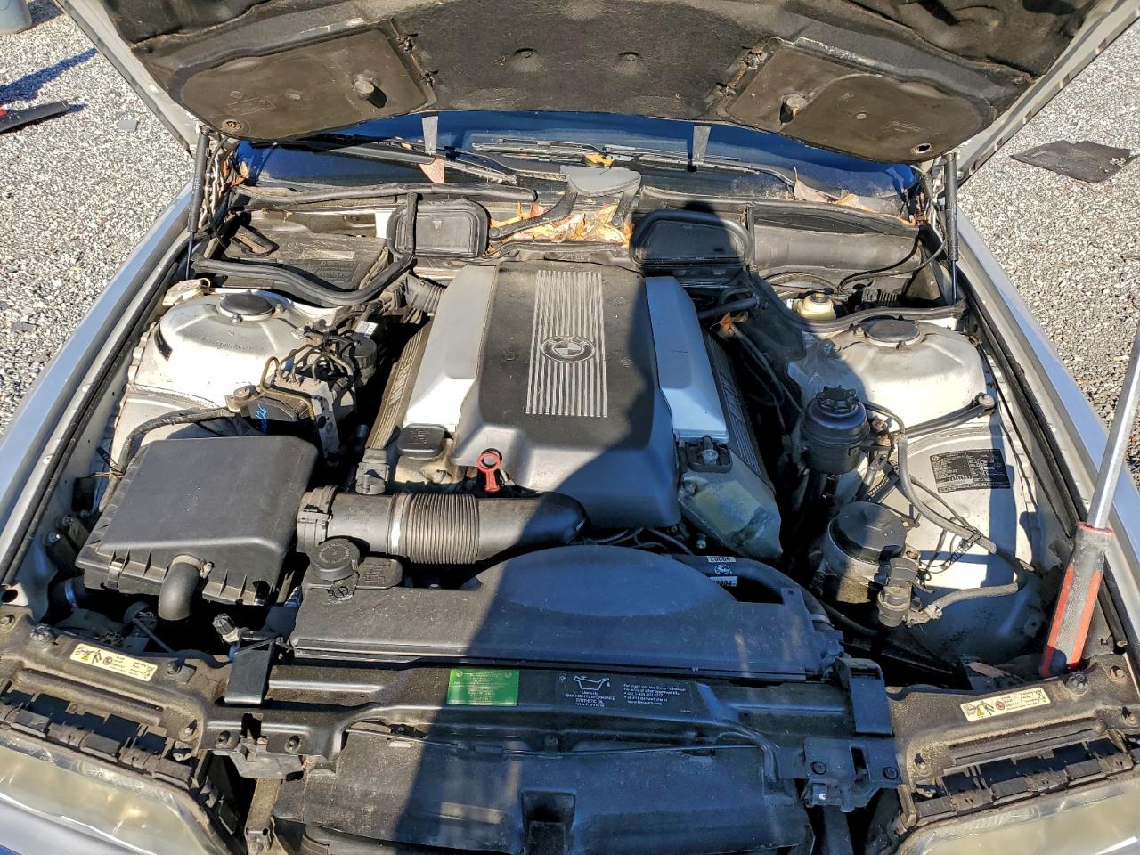 Lot #3316800407 2001 BMW 740 IL