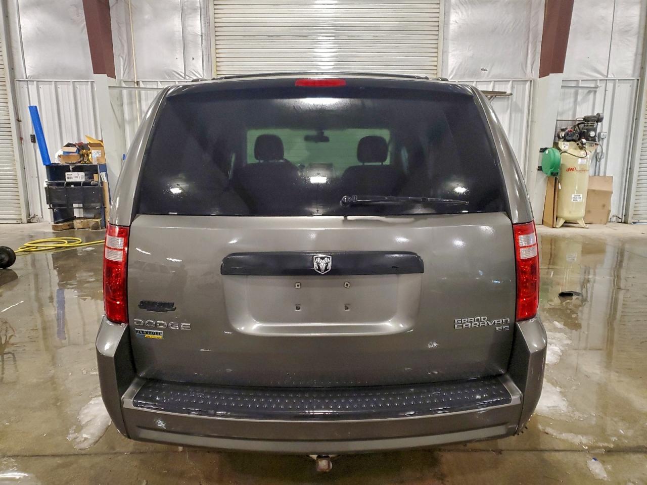 DODGE GRAND CARAVAN SE