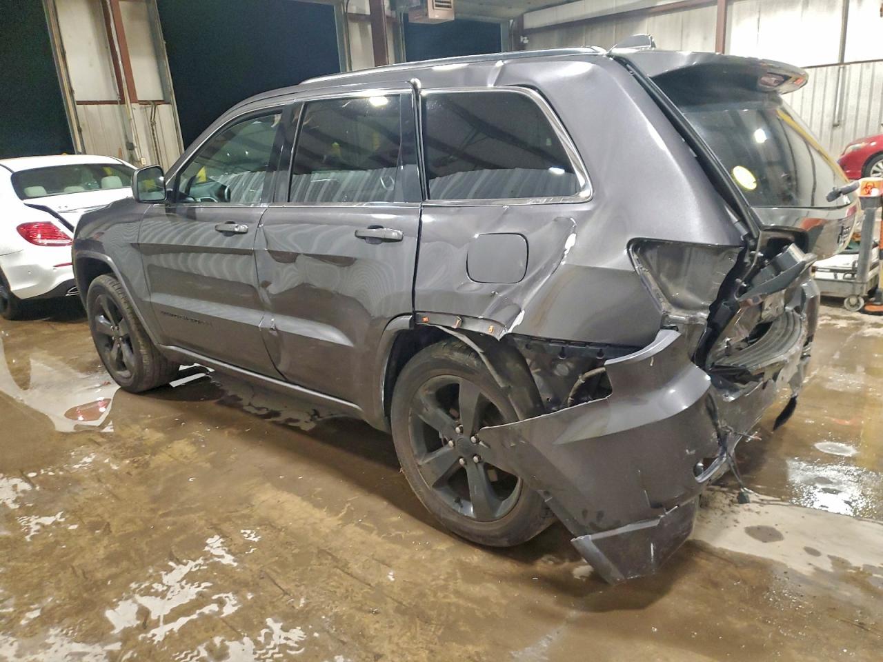 JEEP GRAND CHEROKEE LAREDO