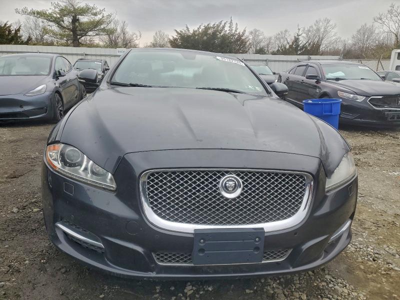 2011 JAGUAR XJ #3304910537