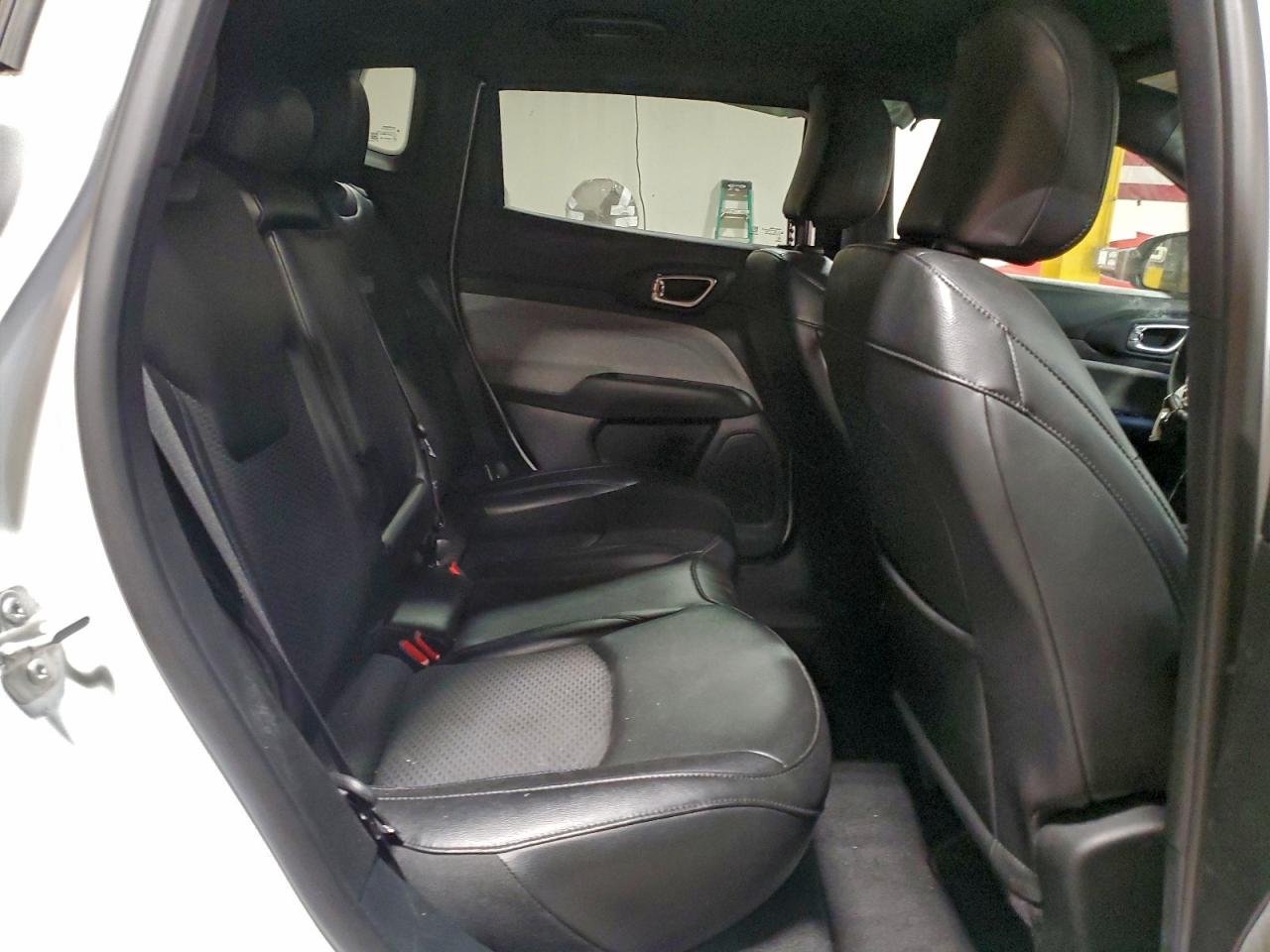 JEEP COMPASS LATITUDE