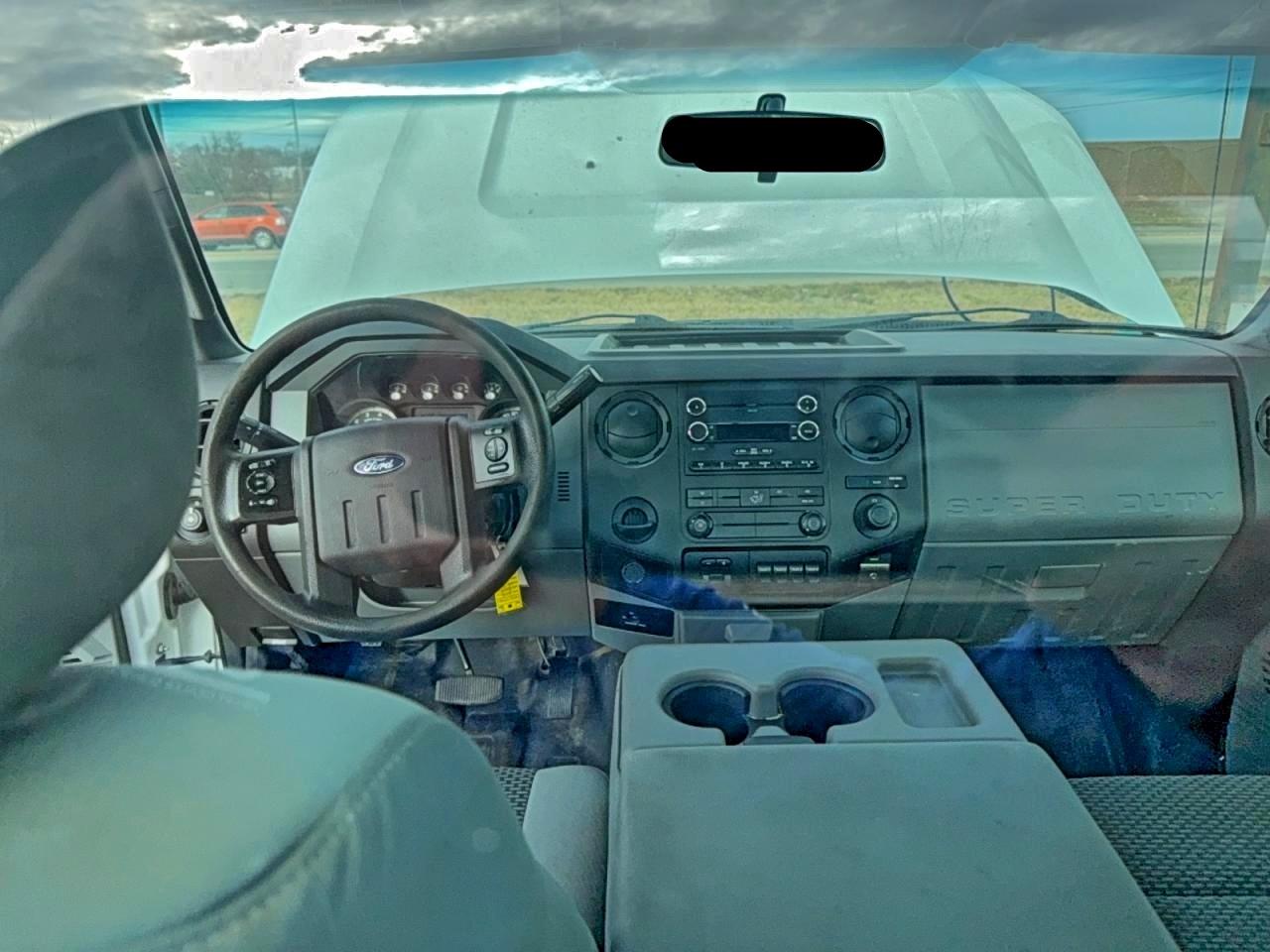 FORD F-350 SUPER DUTY