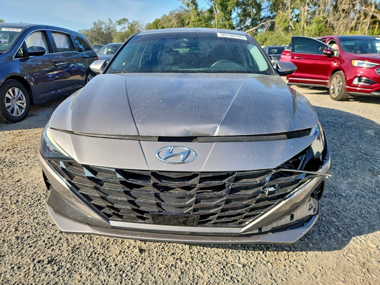 HYUNDAI ELANTRA LIMITED