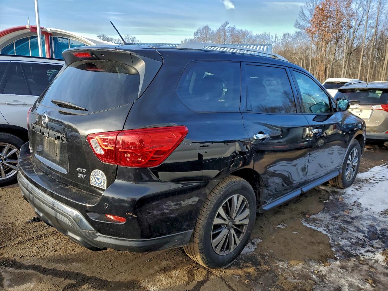 Lot #3311746723 2017 NISSAN PATHFINDER