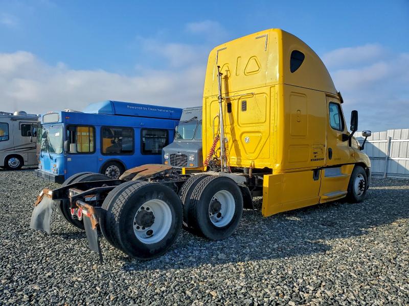 2014 FREIGHTLINER CASCADIA 1 #3311730229