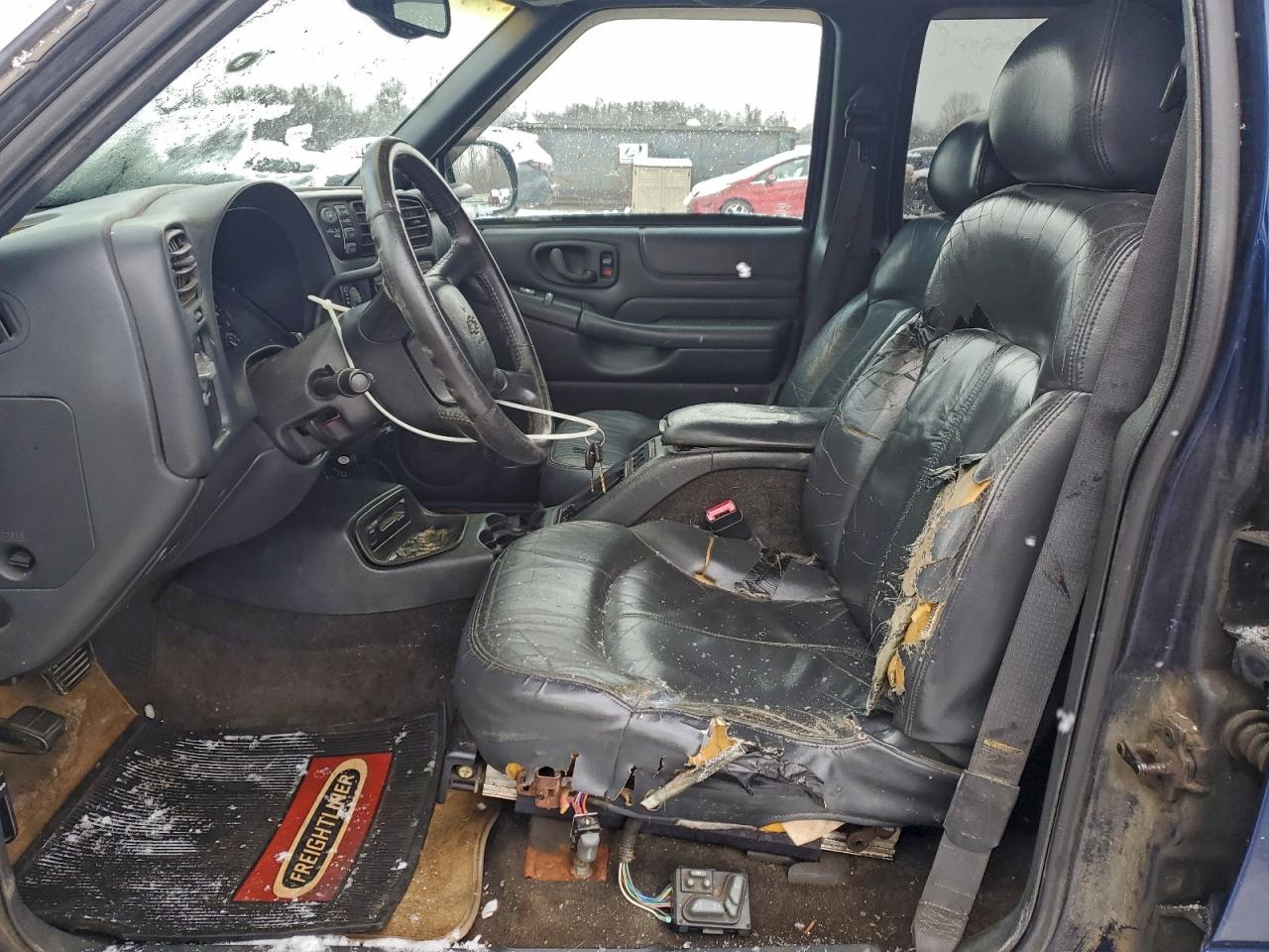 Lot #3310321965 1999 CHEVROLET BLAZER