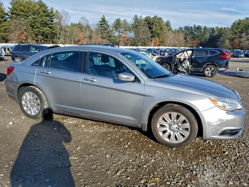 2014 CHRYSLER 200 LX #3304359585
