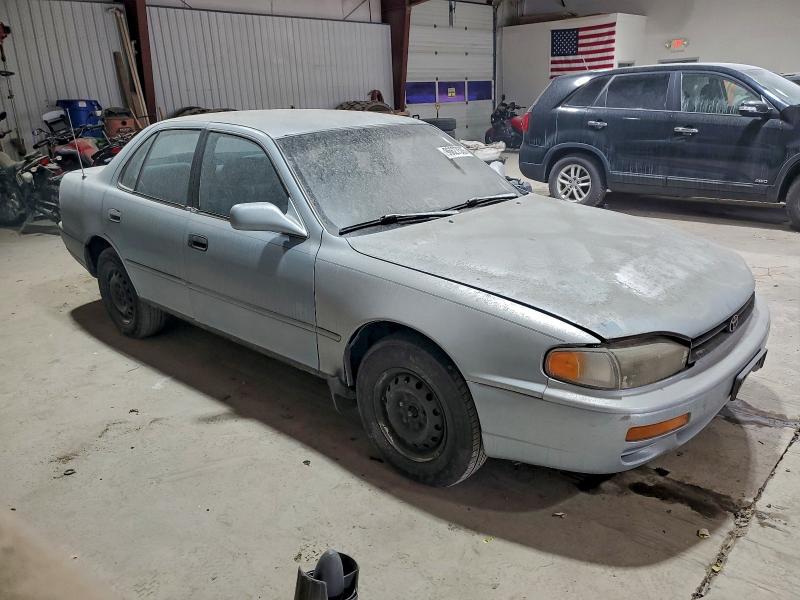1992 TOYOTA CAMRY LE #3315799357