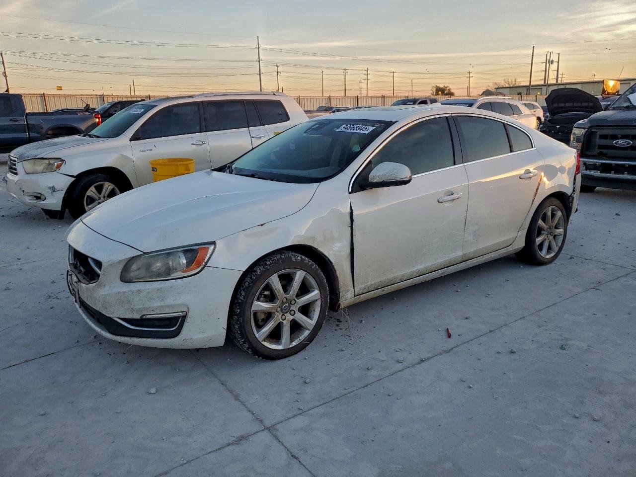 Lot #3305682727 2016 VOLVO S60 PREMIE