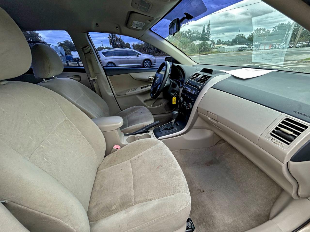 Lot #3310409020 2013 TOYOTA COROLLA BA