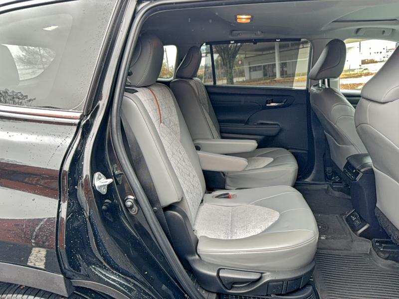 2023 TOYOTA HIGHLANDER #3302728109