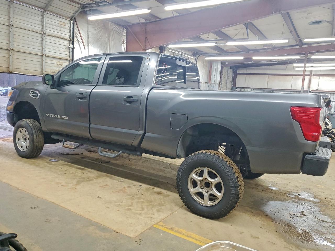 Lot #3311571267 2017 NISSAN TITAN XD S