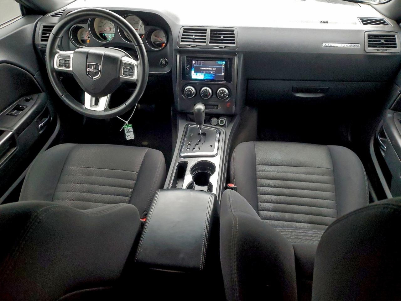 DODGE CHALLENGER SXT