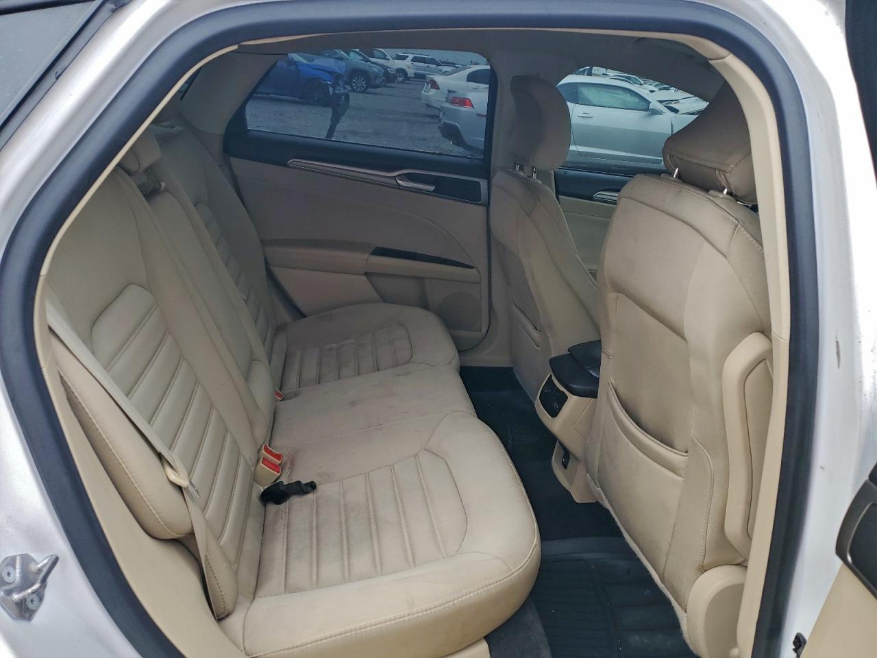 FORD FUSION SE HYBRID