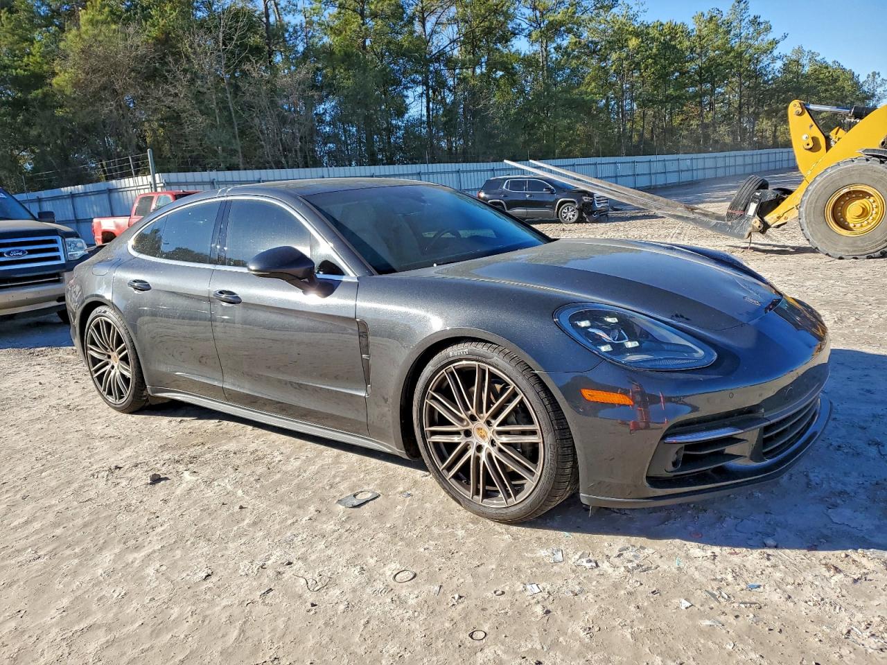 Lot #3315956148 2018 PORSCHE PANAMERA 4