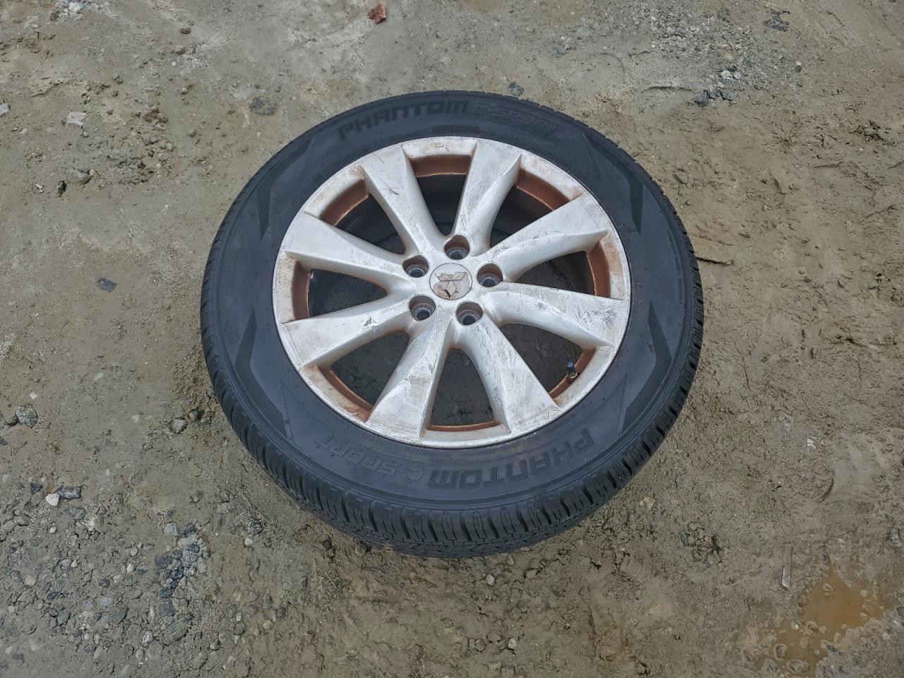 MITSUBISHI OUTLANDER ES