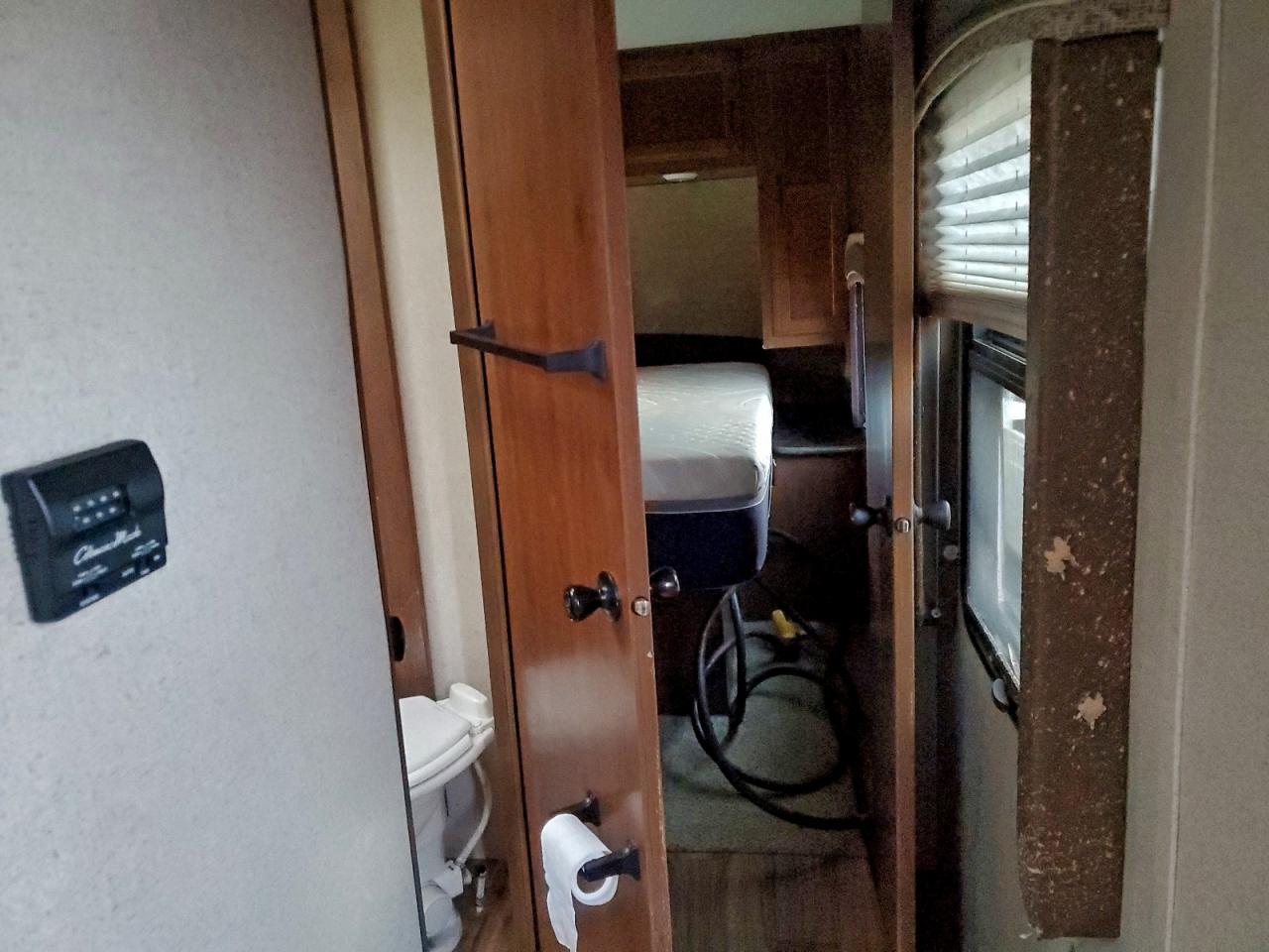 Lot #3302704006 2016 JAYCO JAY FLIGHT