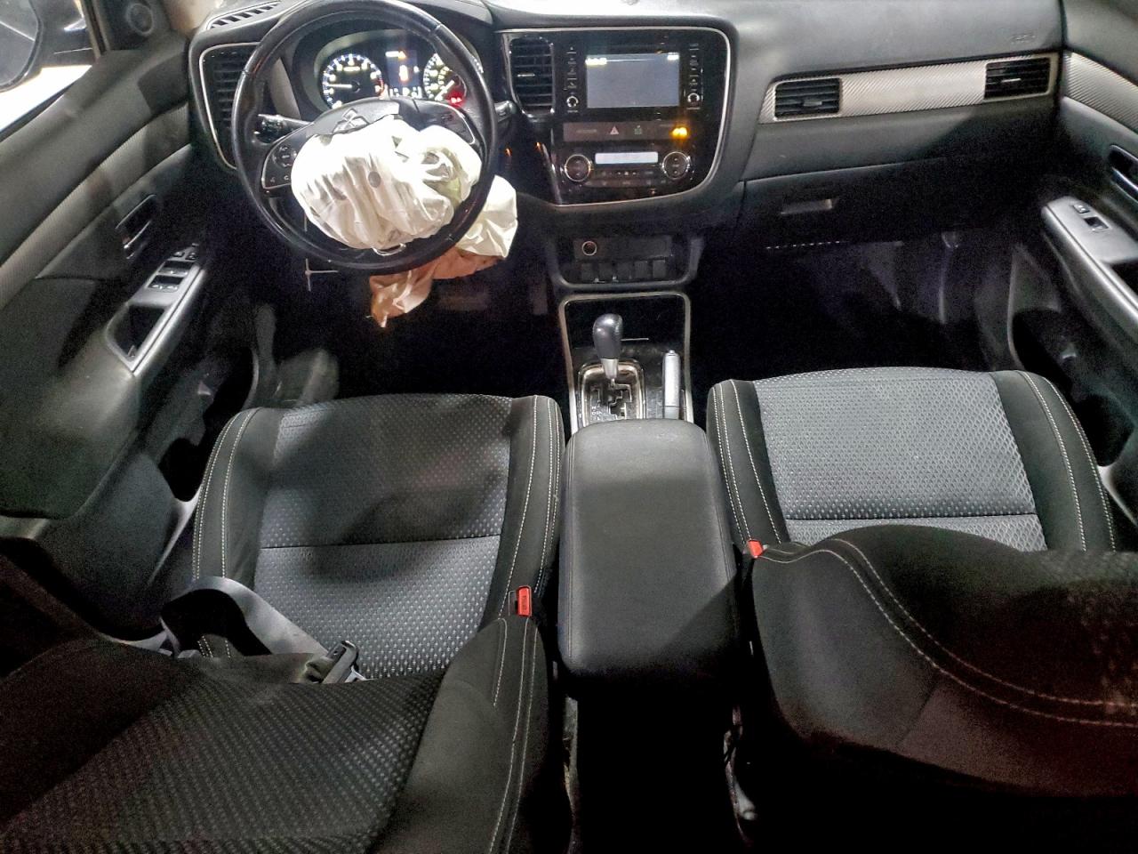 MITSUBISHI OUTLANDER ES