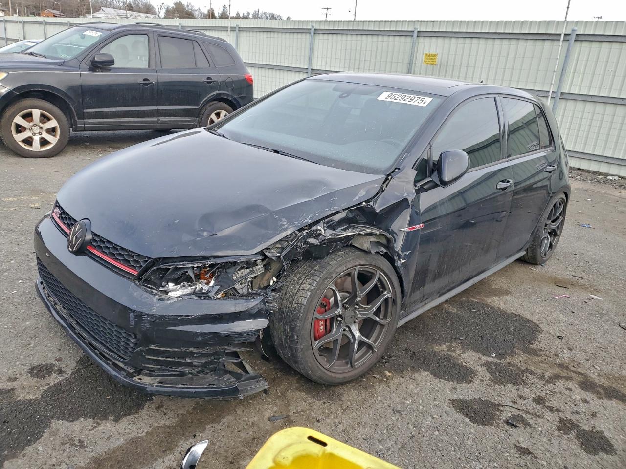 VOLKSWAGEN GOLF GTI S/SE