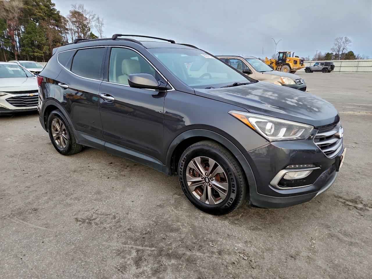 Lot #3308238159 2017 HYUNDAI SANTA FE S