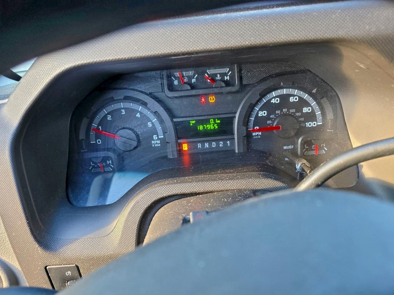 FORD ECONOLINE E250 VAN