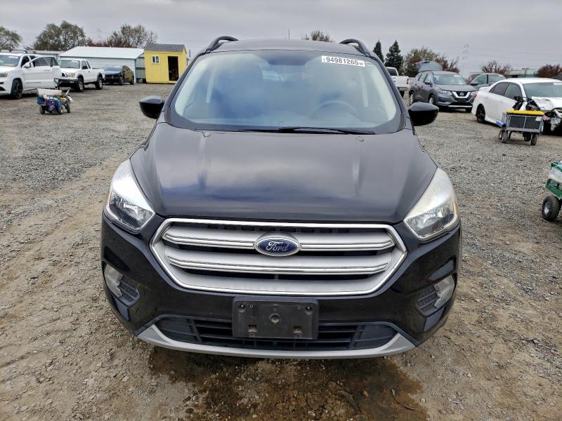 2018 FORD ESCAPE SE #3301729352