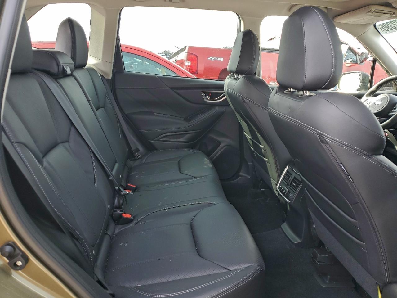 SUBARU FORESTER TOURING