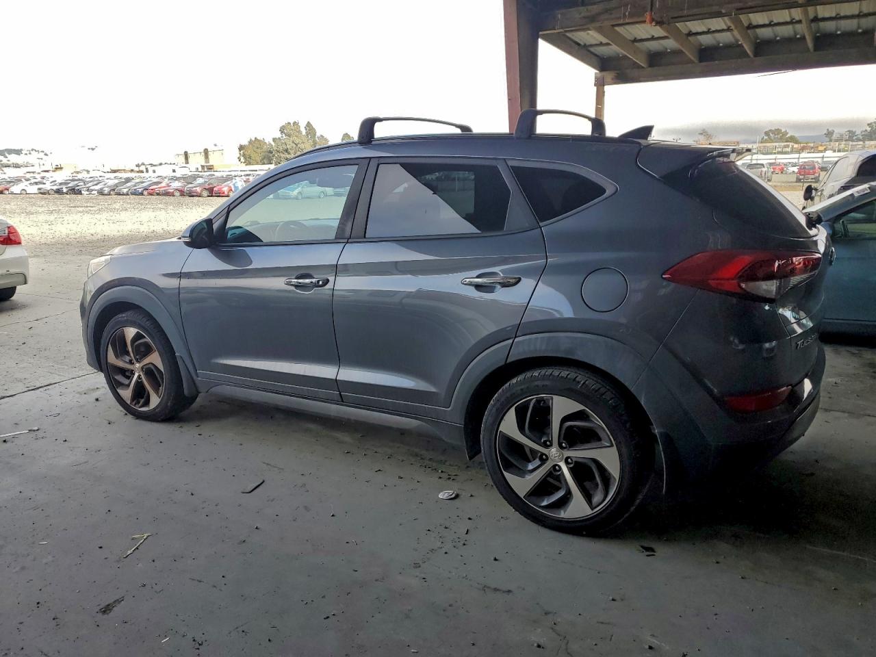 Lot #3308815995 2016 HYUNDAI TUCSON LIM