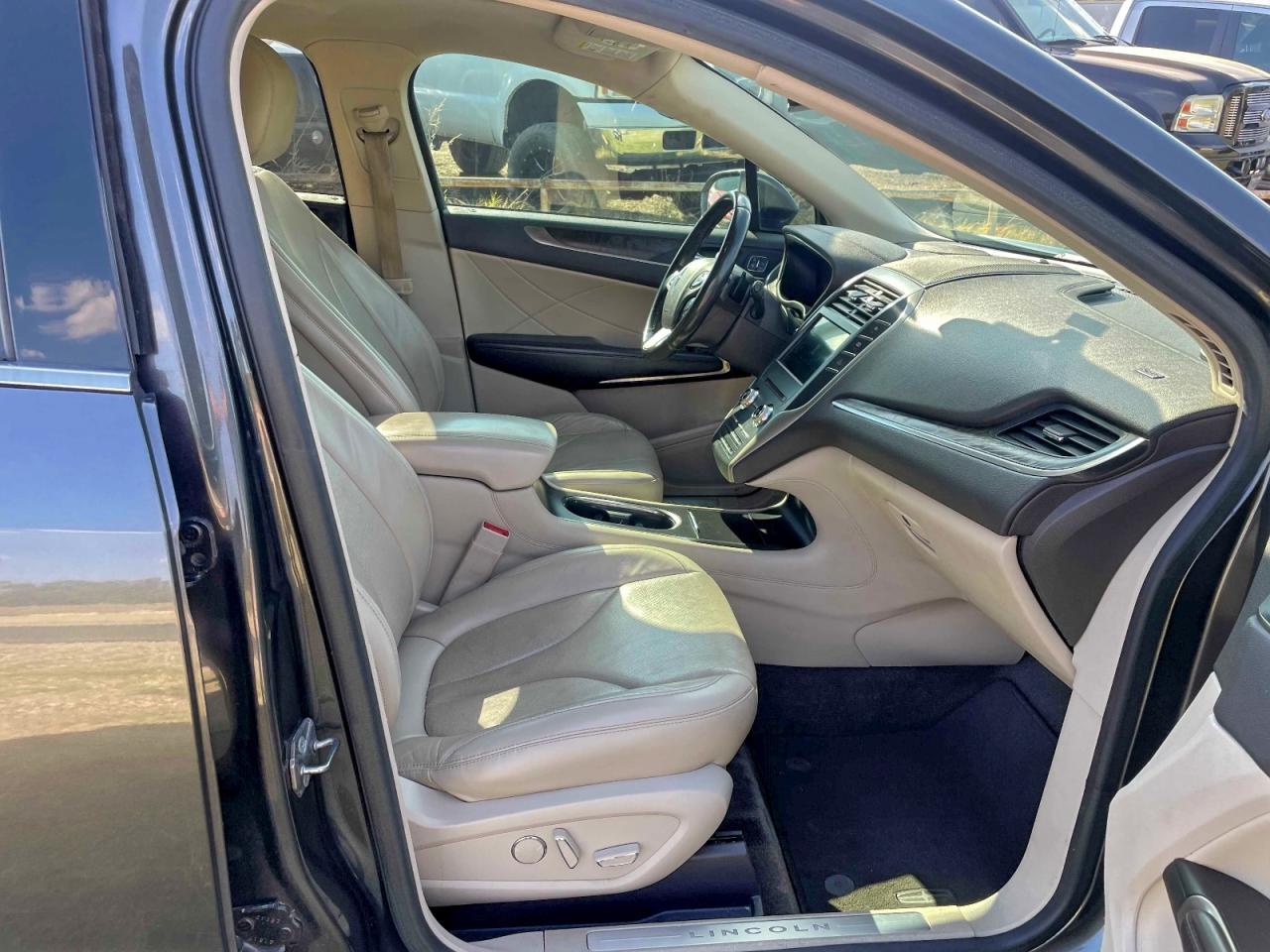 Lot #3308206183 2017 LINCOLN MKC RESERV