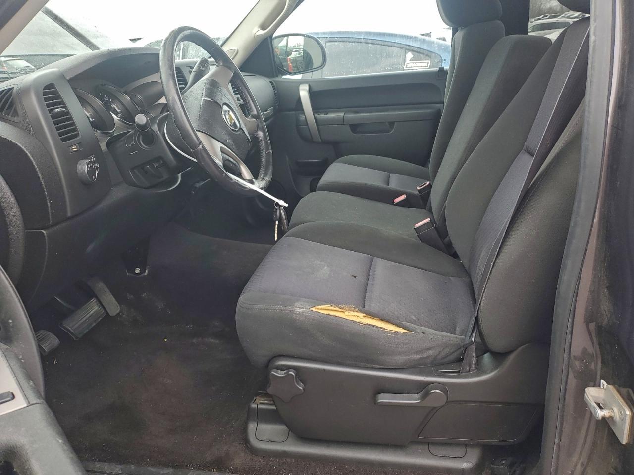 CHEVROLET SILVERADO C1500 LT