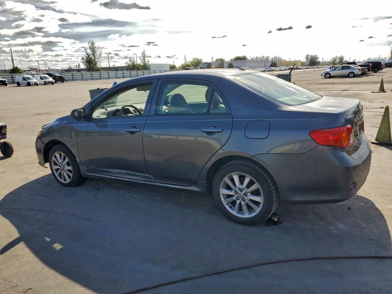 Lot #3304577447 2009 TOYOTA COROLLA BA