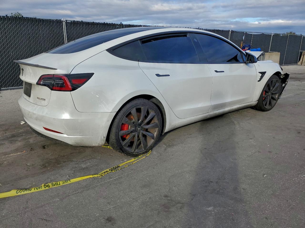 Lot #3317728087 2020 TESLA MODEL 3