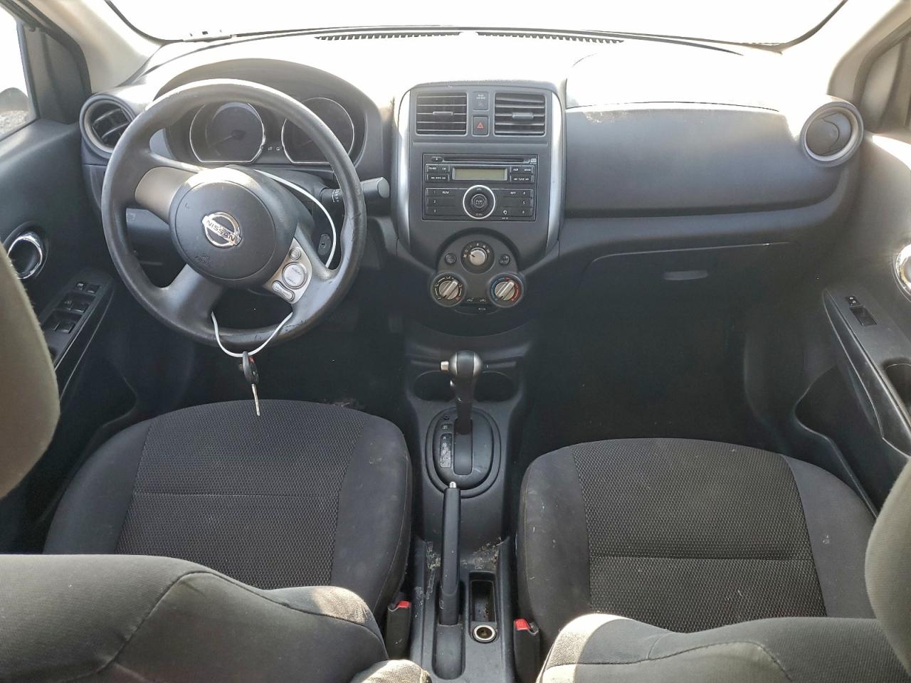 NISSAN VERSA S